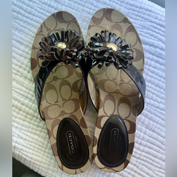 Coach “Skye” sandals - Picture 2 of 10